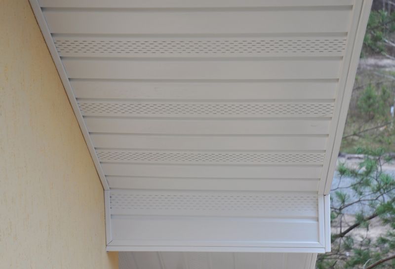 Eaves Installation in Overland Park, KS